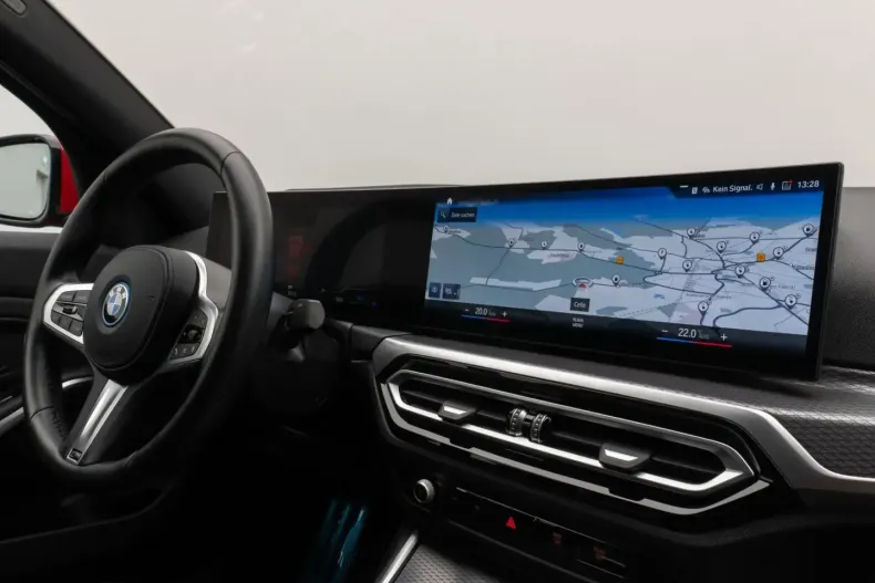 BMW 330 din 2022 cu 31.711 km - oferta BMW173923 - foto 36