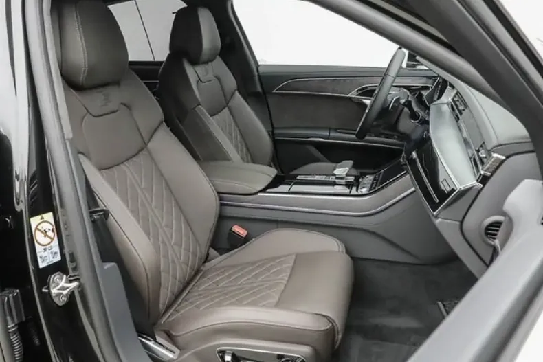 Audi A8 din 2021 cu 61.886 km - oferta AUD173927 - foto 3