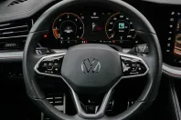 Volkswagen Touareg din 2024 cu 48.900 km - oferta VOL173931 - foto 9