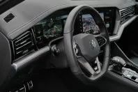 Volkswagen Touareg din 2024 cu 48.900 km - oferta VOL173931 - foto 20