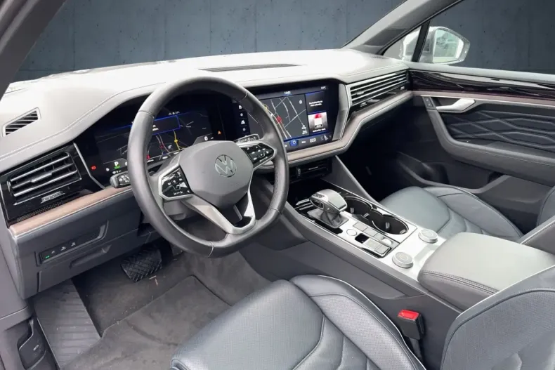 Volkswagen Touareg din 2022 cu 74.844 km - oferta VOL173934 - foto 10