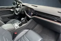 Volkswagen Touareg din 2022 cu 74.844 km - oferta VOL173934 - foto 15