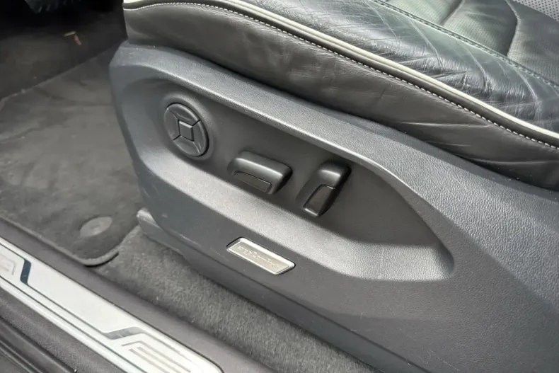 Volkswagen Touareg din 2022 cu 74.844 km - oferta VOL173934 - foto 27