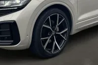 Volkswagen Touareg din 2025 cu 37.084 km - oferta VOL173935 - foto 10