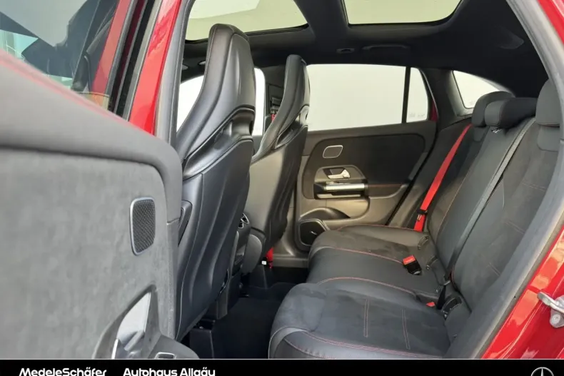 Mercedes-Benz GLA 45 AMG din 2023 cu 22.386 km - oferta MER173937 - foto 9