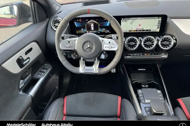 Mercedes-Benz GLA 45 AMG din 2023 cu 22.386 km - oferta MER173937 - foto 11