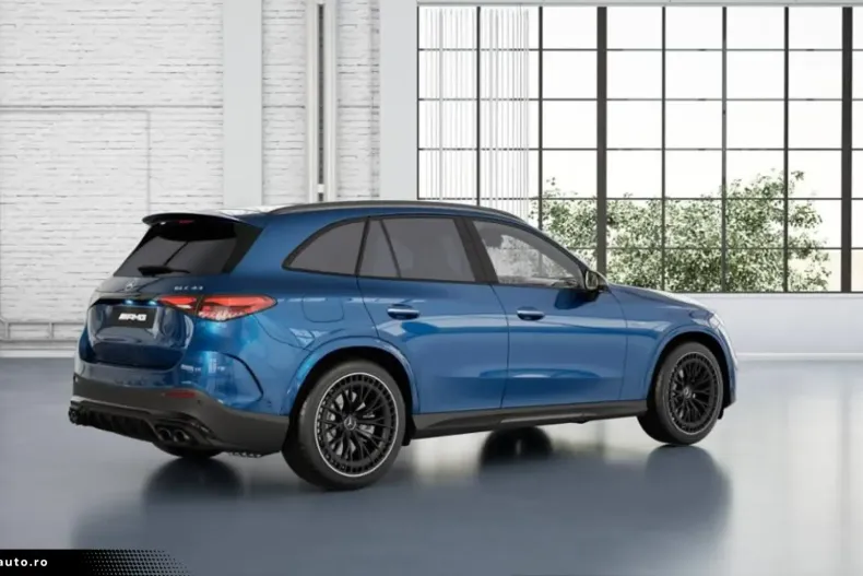 Mercedes-Benz GLC 43 AMG din 2024 cu 7.593 km - oferta MER173941 - foto 4