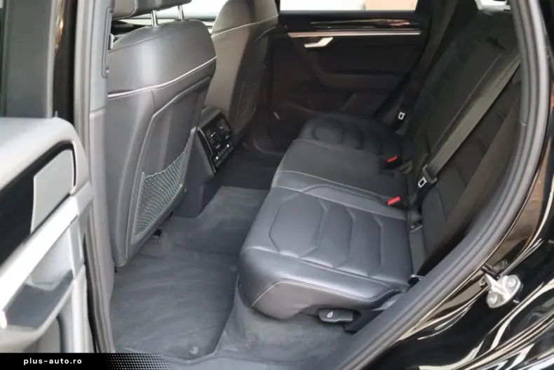 Volkswagen Touareg din 2022 cu 60.000 km - oferta VOL173943 - foto 15