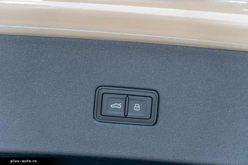 Audi Q8 din 2025 cu 9.100 km - oferta AUD173959 - foto 13