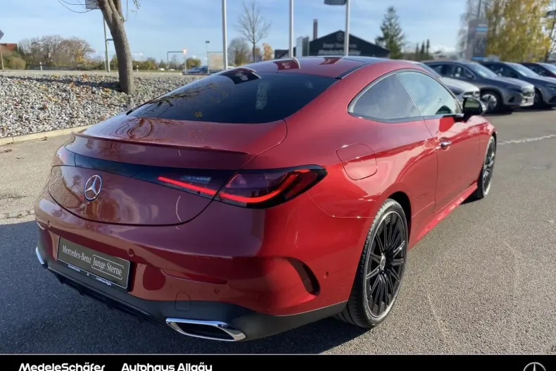 Mercedes-Benz CLE 200 din 2024 cu 7.398 km - oferta MER173961 - foto 4