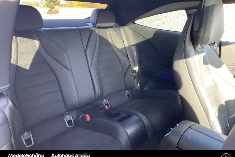 Mercedes-Benz CLE 200 din 2024 cu 7.398 km - oferta MER173961 - foto 10