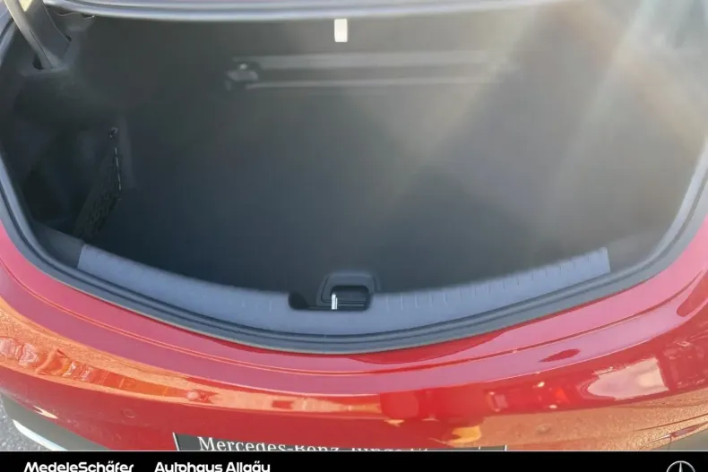 Mercedes-Benz CLE 200 din 2024 cu 7.398 km - oferta MER173961 - foto 12