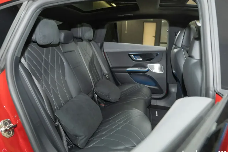 Mercedes-Benz EQE din 2024 cu 7.391 km - oferta MER173973 - foto 15