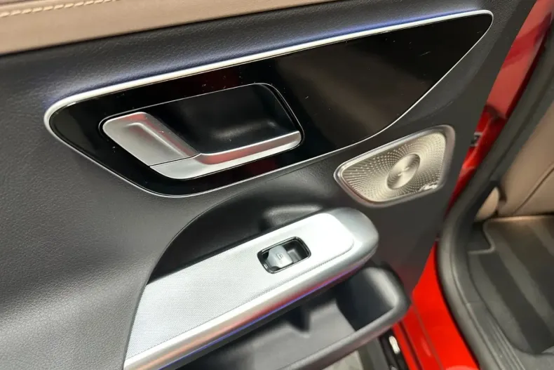 Mercedes-Benz EQE din 2023 cu 39.900 km - oferta MER173974 - foto 13