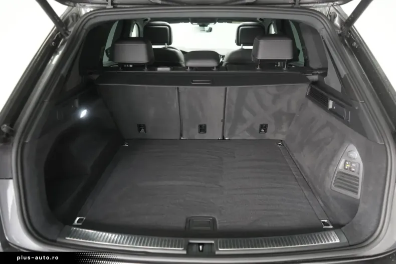 Volkswagen Touareg din 2022 cu 45.000 km - oferta VOL173976 - foto 10