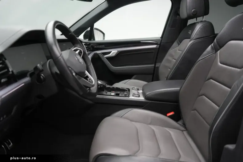 Volkswagen Touareg din 2022 cu 45.000 km - oferta VOL173976 - foto 16