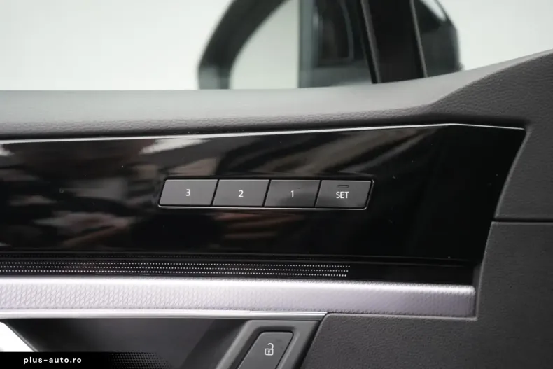 Volkswagen Touareg din 2022 cu 45.000 km - oferta VOL173976 - foto 29