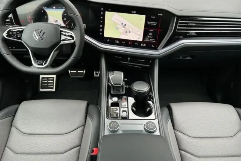 Volkswagen Touareg din 2023 cu 26.000 km - oferta VOL173978 - foto 11