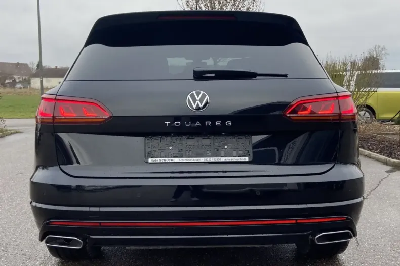 Volkswagen Touareg din 2022 cu 26.569 km - oferta VOL173979 - foto 4