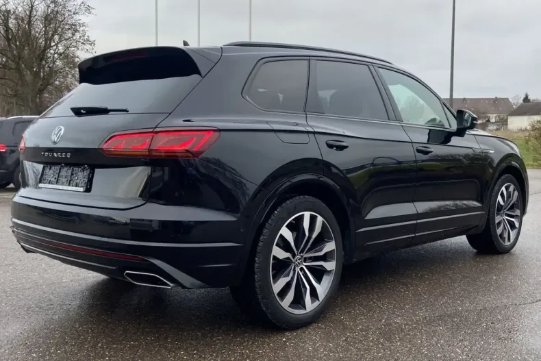 Volkswagen Touareg din 2022 cu 26.569 km - oferta VOL173979 - foto 5