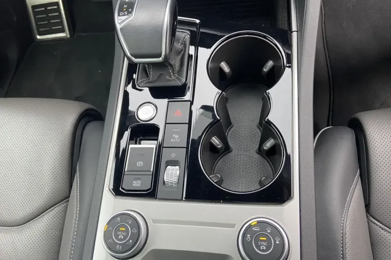 Volkswagen Touareg din 2022 cu 26.569 km - oferta VOL173979 - foto 15