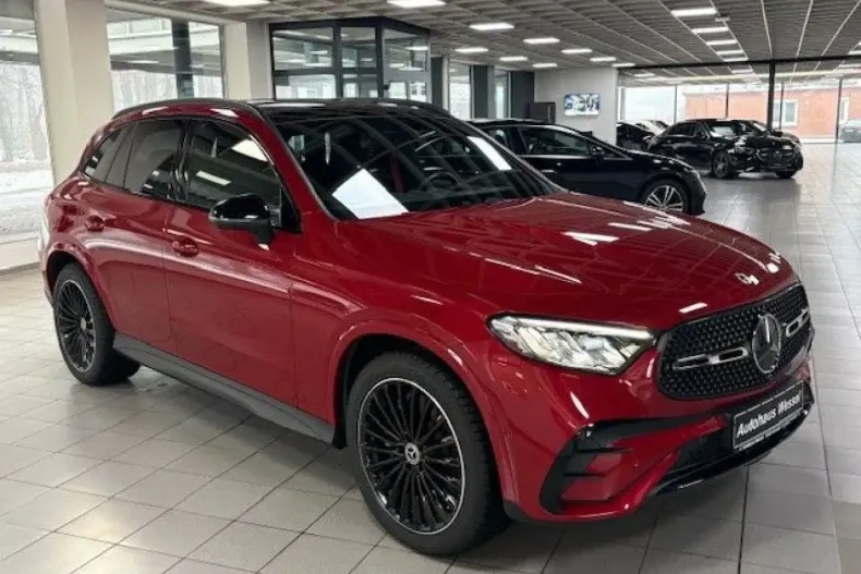 Mercedes-Benz GLC 300 din 2025 cu 12.000 km - oferta MER173982 - foto 1