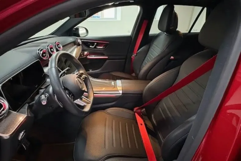 Mercedes-Benz GLC 300 din 2025 cu 12.000 km - oferta MER173982 - foto 10