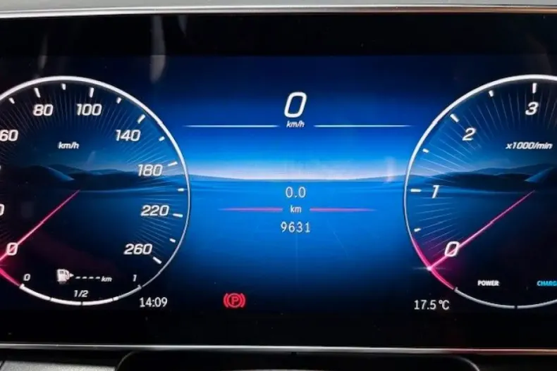 Mercedes-Benz GLC 300 din 2025 cu 12.000 km - oferta MER173982 - foto 19