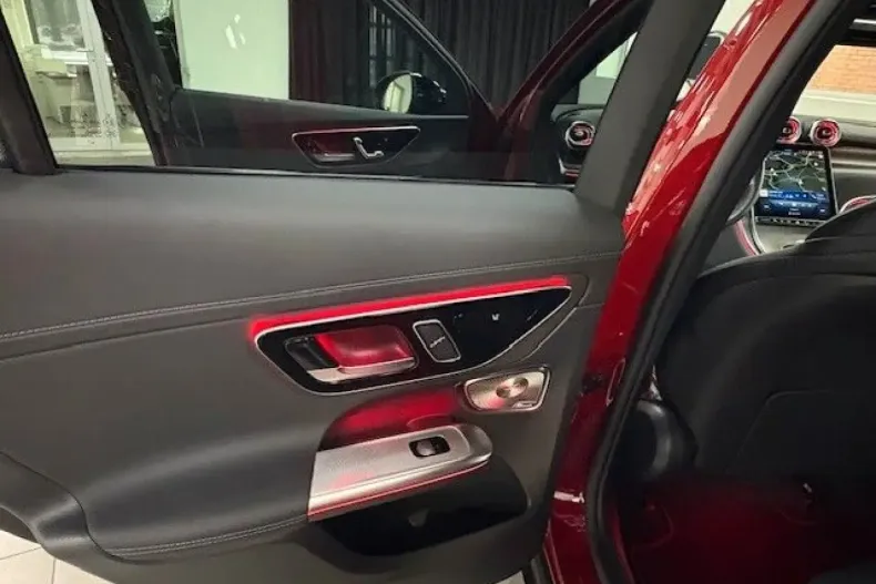 Mercedes-Benz GLC 300 din 2025 cu 12.000 km - oferta MER173982 - foto 22