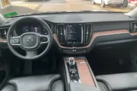 Volvo XC60 din 2022 cu 44.800 km - oferta VOL173984 - foto 3
