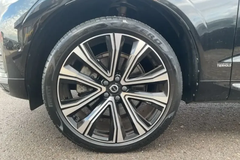 Volvo XC60 din 2022 cu 44.800 km - oferta VOL173984 - foto 11