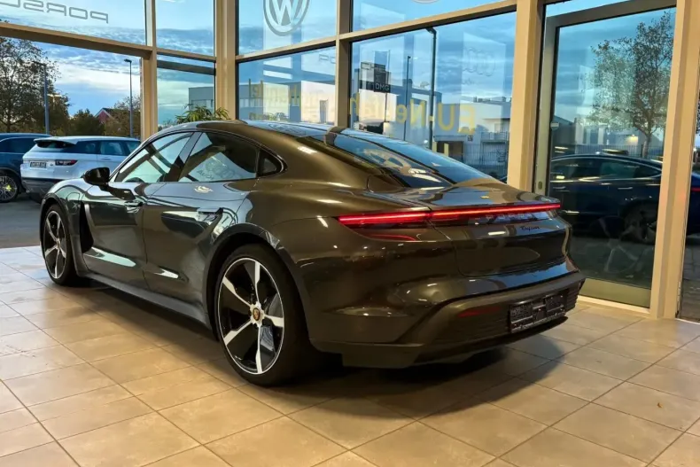 Porsche Taycan din 2021 cu 39.000 km - oferta POR173986 - foto 7