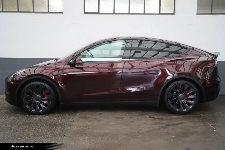 Tesla Model Y din 2023 cu 59.751 km - oferta TES173987 - foto 3