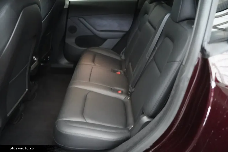 Tesla Model Y din 2023 cu 59.751 km - oferta TES173987 - foto 7