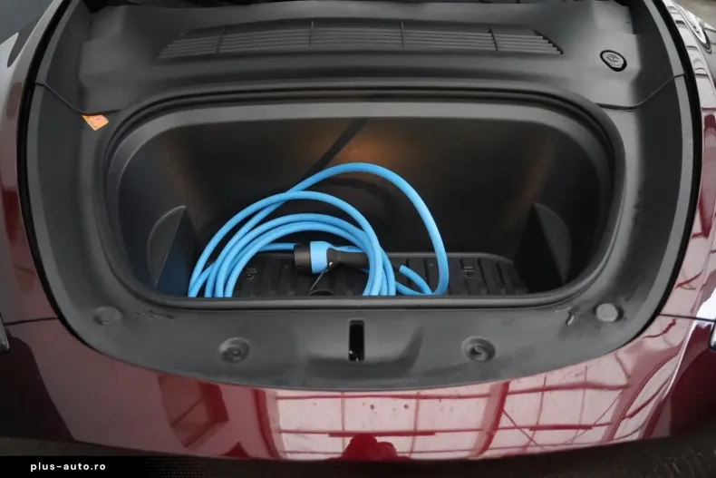 Tesla Model Y din 2023 cu 59.751 km - oferta TES173987 - foto 17