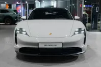 Porsche Taycan din 2022 cu 45.231 km - oferta POR173988 - foto 10