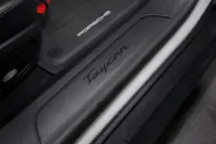 Porsche Taycan din 2022 cu 45.231 km - oferta POR173988 - foto 33
