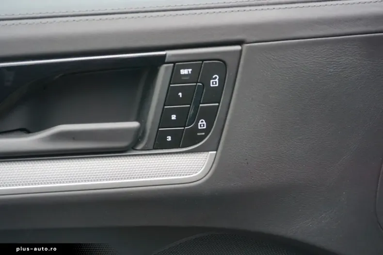 Porsche Cayenne din 2024 cu 23.950 km - oferta POR173989 - foto 9