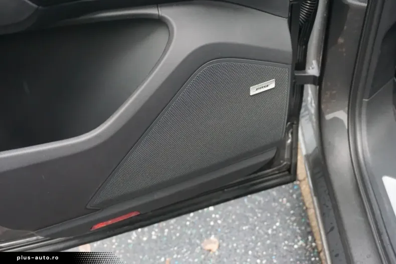 Porsche Cayenne din 2024 cu 23.950 km - oferta POR173989 - foto 11