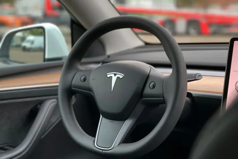 Tesla Model Y din 2023 cu 57.950 km - oferta TES173997 - foto 11