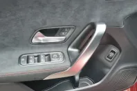 Mercedes-Benz CLA 200 din 2023 cu 4.641 km - oferta MER173998 - foto 11