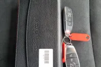 Mercedes-Benz CLA 200 din 2023 cu 4.641 km - oferta MER173998 - foto 17