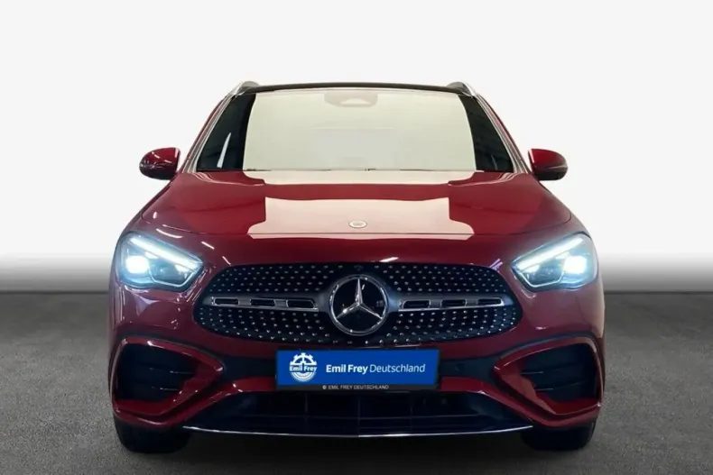 Mercedes-Benz GLA 200 din 2024 cu 12.284 km - oferta MER173999 - foto 3