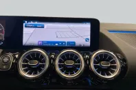 Mercedes-Benz GLA 200 din 2024 cu 12.284 km - oferta MER173999 - foto 19