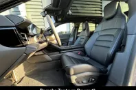 Porsche Taycan din 2024 cu 28.900 km - oferta POR174005 - foto 3