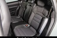 Porsche Taycan din 2024 cu 11.200 km - oferta POR174007 - foto 2