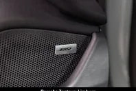 Porsche Taycan din 2024 cu 11.200 km - oferta POR174007 - foto 12