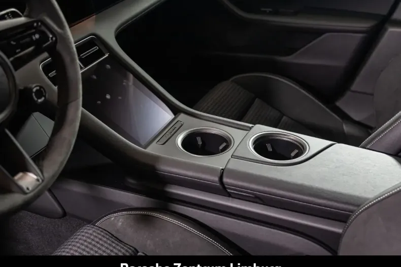 Porsche Taycan din 2024 cu 11.200 km - oferta POR174007 - foto 22