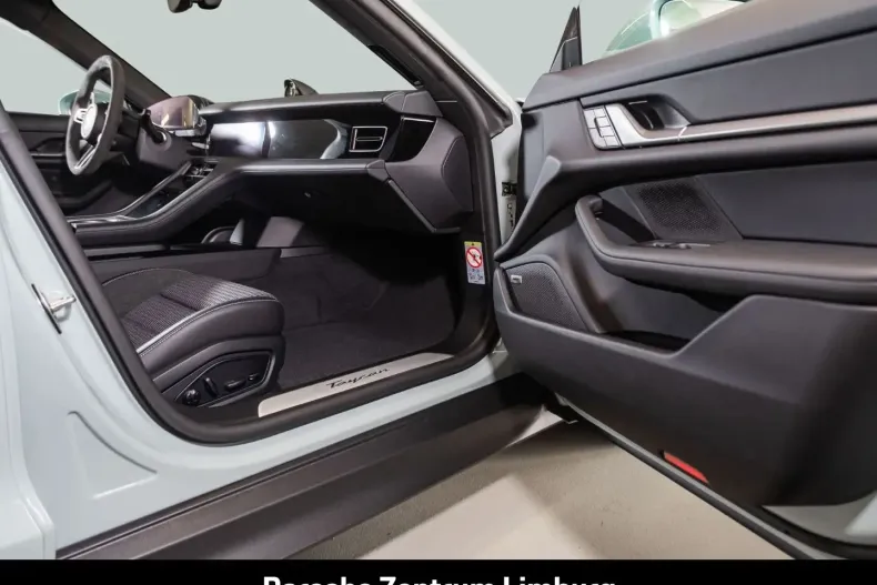 Porsche Taycan din 2024 cu 11.200 km - oferta POR174007 - foto 26