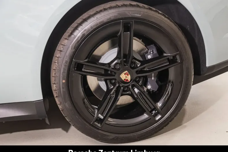 Porsche Taycan din 2024 cu 11.200 km - oferta POR174007 - foto 29